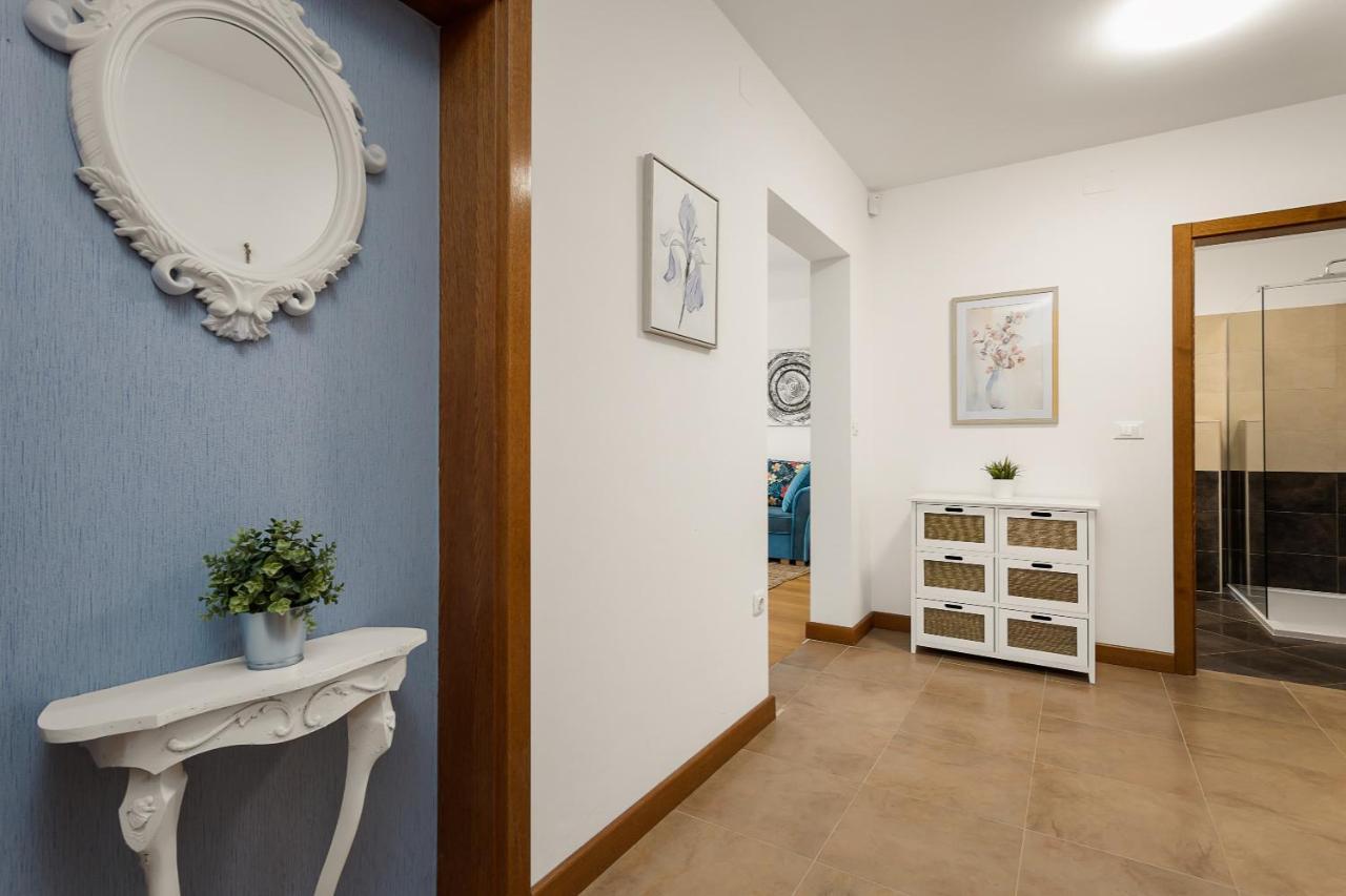 Apartments Cesare With Shared Pool ลิทซ์ยัน ภายนอก รูปภาพ