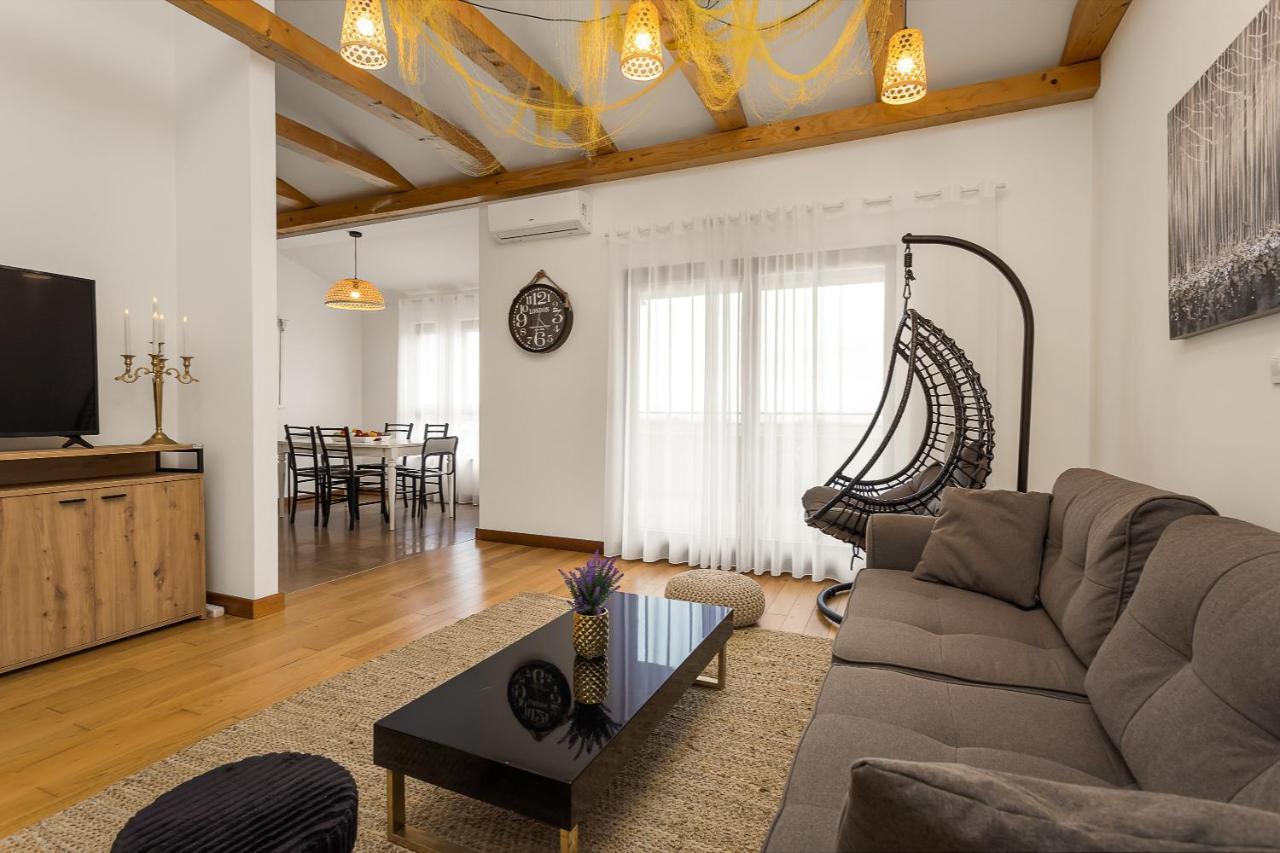 Apartments Cesare With Shared Pool ลิทซ์ยัน ภายนอก รูปภาพ